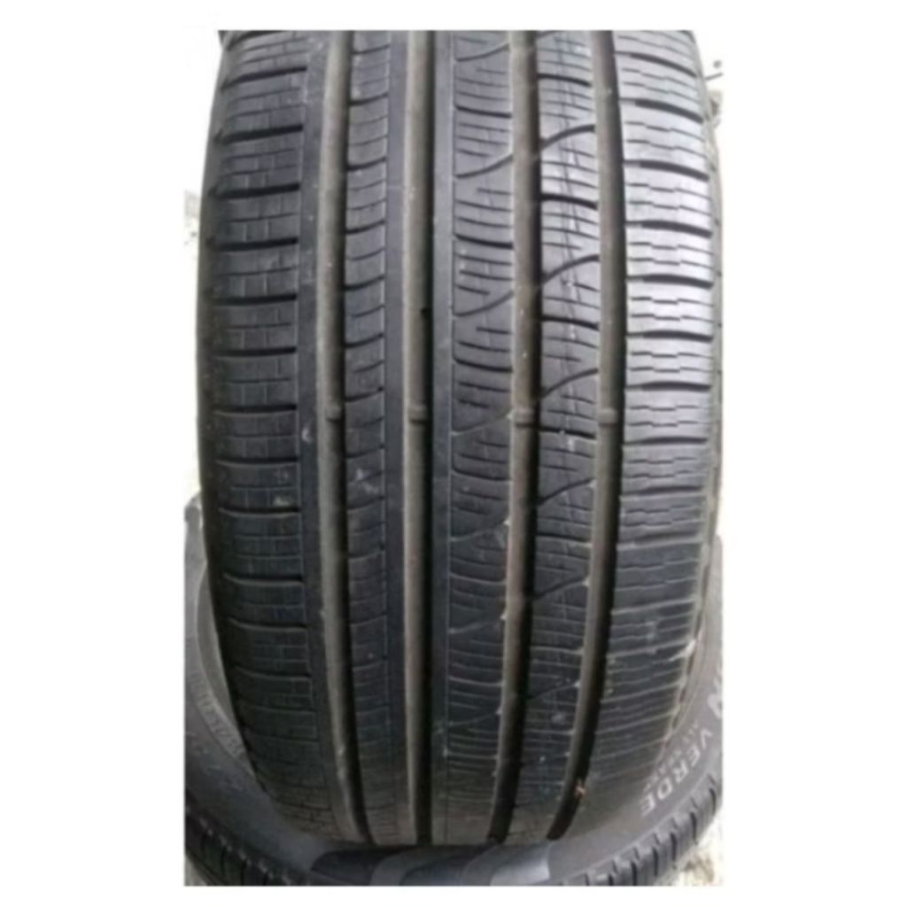 Ban Mobil Copotan Ring 20 Merek Pirelli Ukuran 285/50 R20 Second Tubles