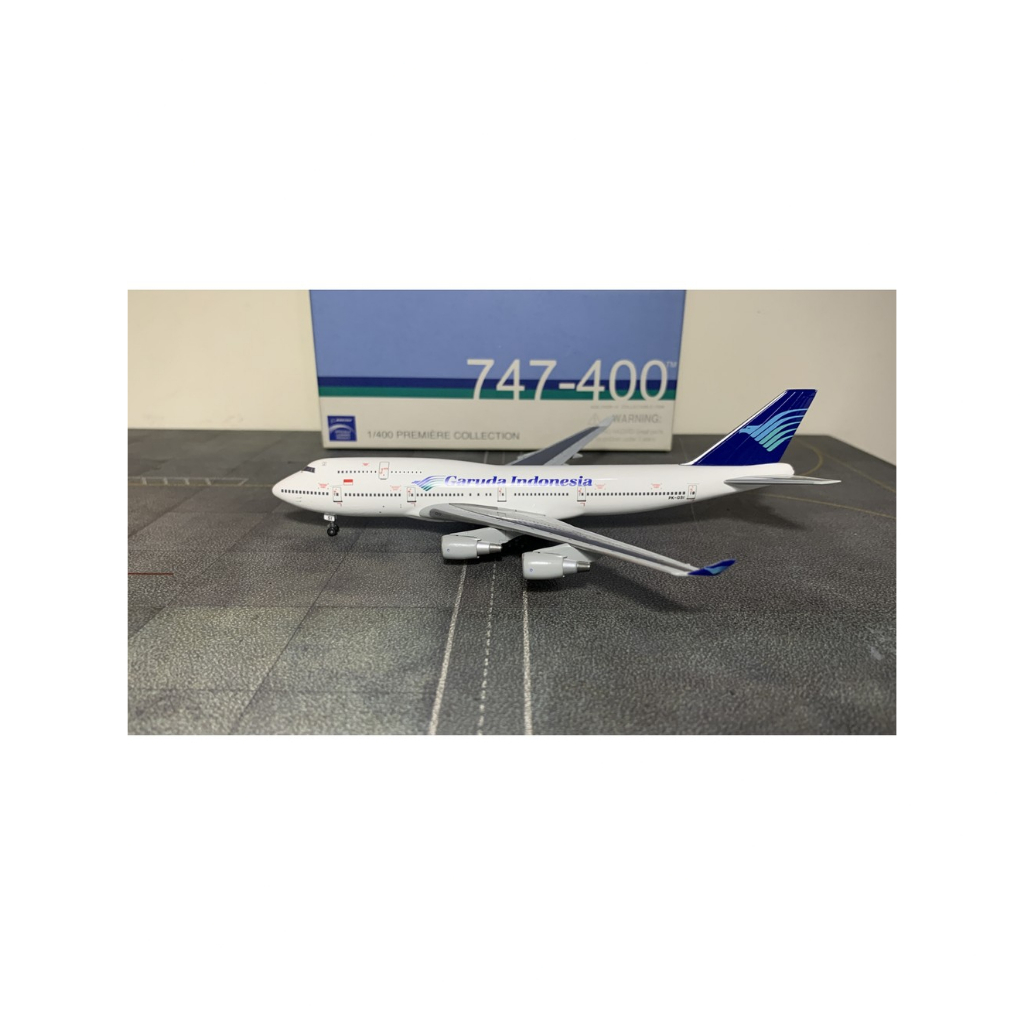 Diecast Pesawat Garuda Indonesia PK-GSI Boeing 747-400 1/400 Dragon Wings