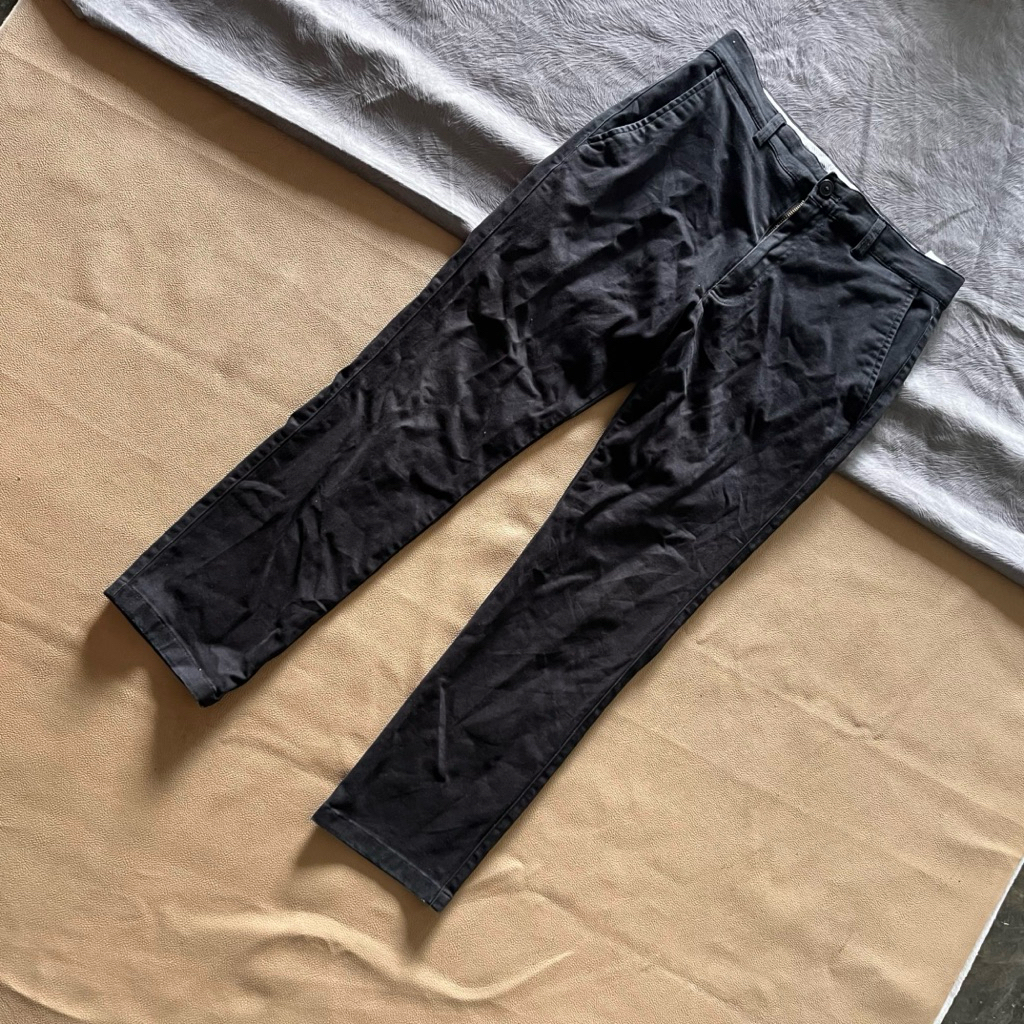 Celana Chino hitam second original