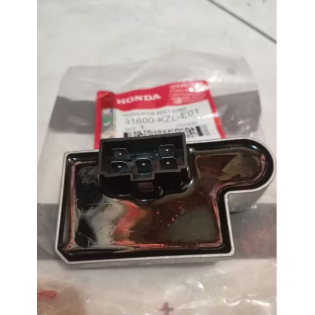 REGULATOR KIPROK KZL/K25 STATER KASAR BEAT FI F1 2012-2014 SCOOPY FI 2013-2015 SCOOPY ESP 2016-2017