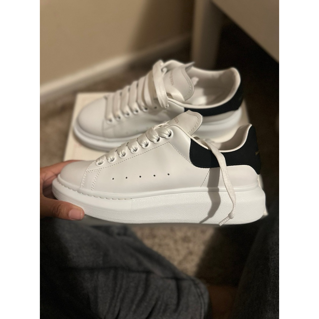 sepatu alexander mc queen sneaker second