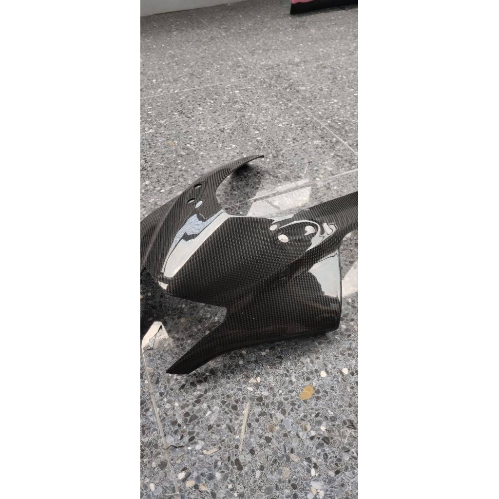 batok Yamaha R15 v4 karbon