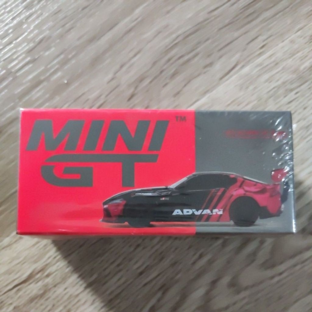 Mini GT 206 GR Supra Advan High Wing SEALED