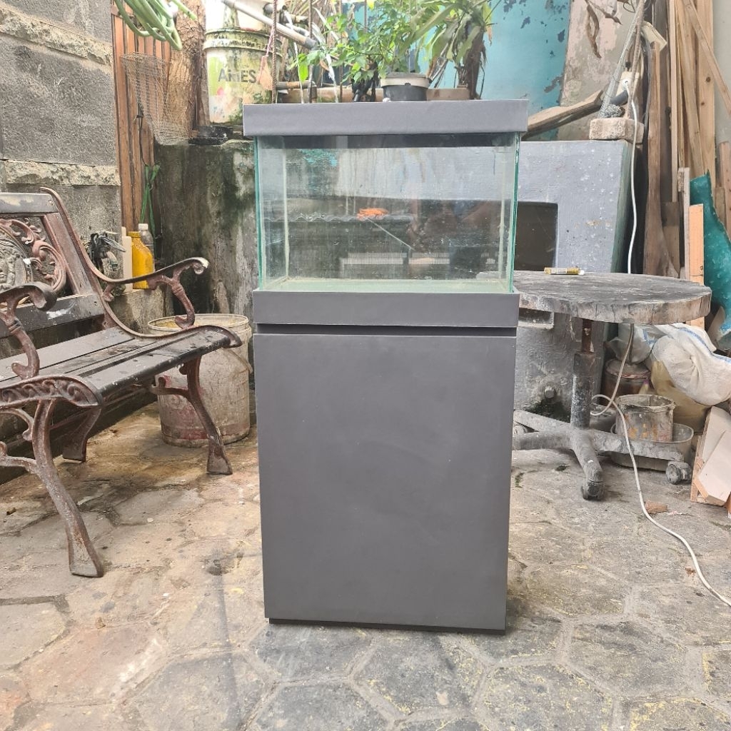 KABINET AQUARIUM SATU SET TINGAL ISI AIR / AQUARIUM DAN TUTUP MURAH