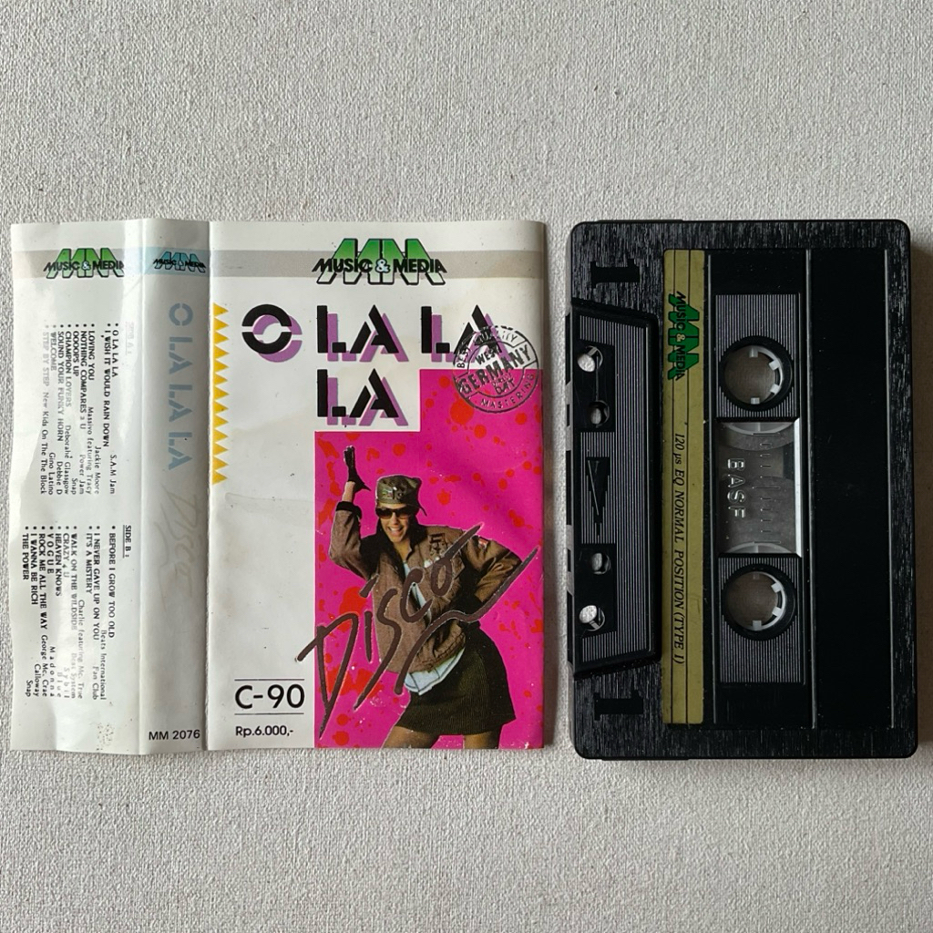 Kaset Pita Jadul Barat Musik Asing O La La La Mulus