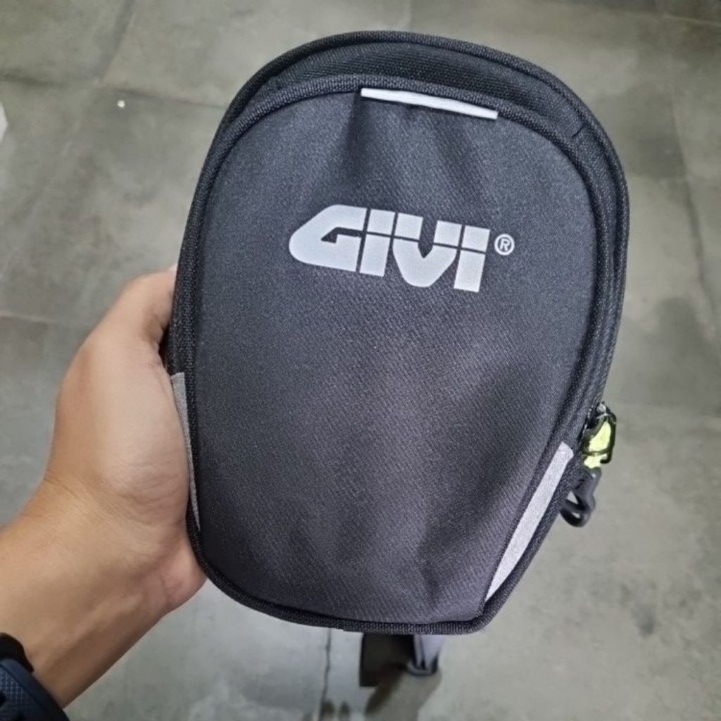 TAS PAHA GIVI LEG BAG EA109B