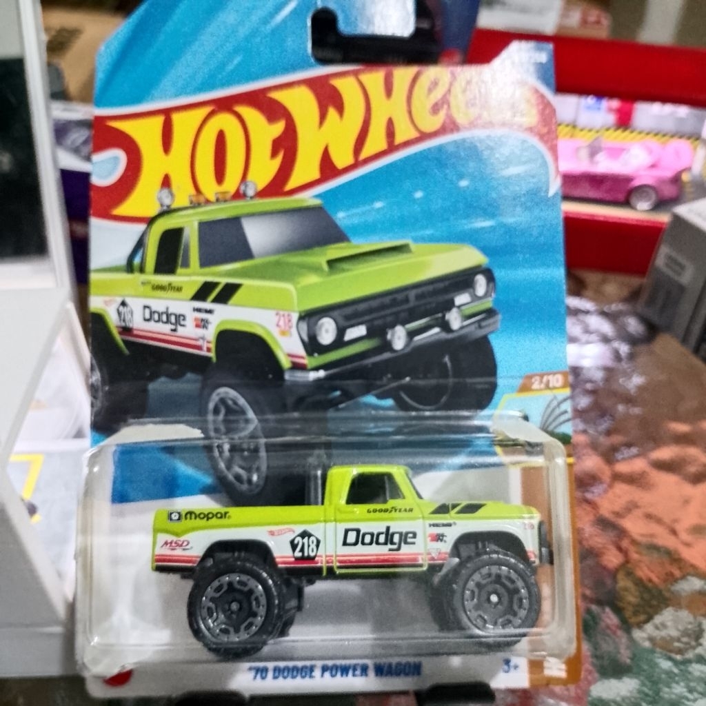 Hot Wheels '70 Dodge Power Wagon