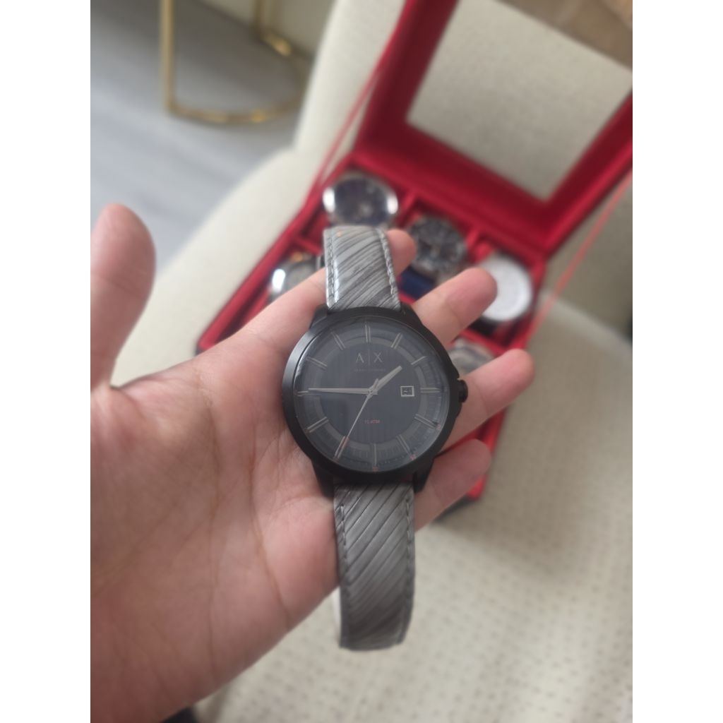 Jam cow Arman*i grey leather ori [preloved]