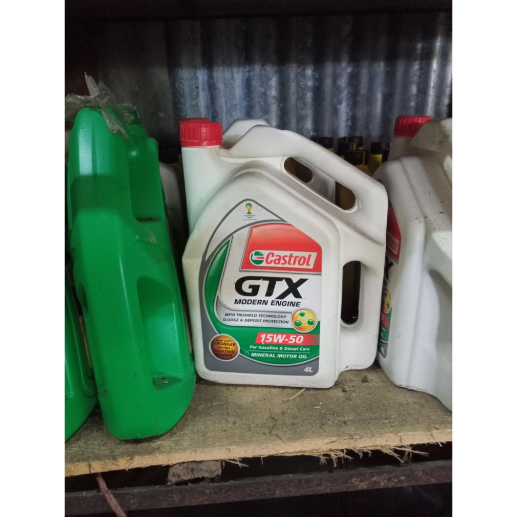 Oli Mesin Mobil bensin Castrol GTX 15W-50 Gln 4L asli