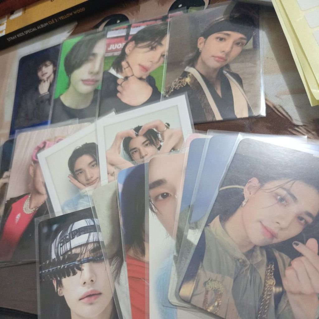 Ready Stock PC Official Changbin Hyunjin straykids