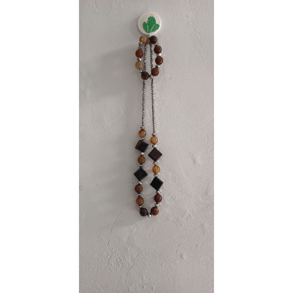 kalung batu kalimantan