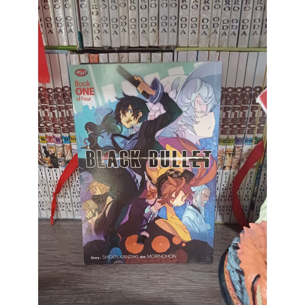 komik black bullet 1-4