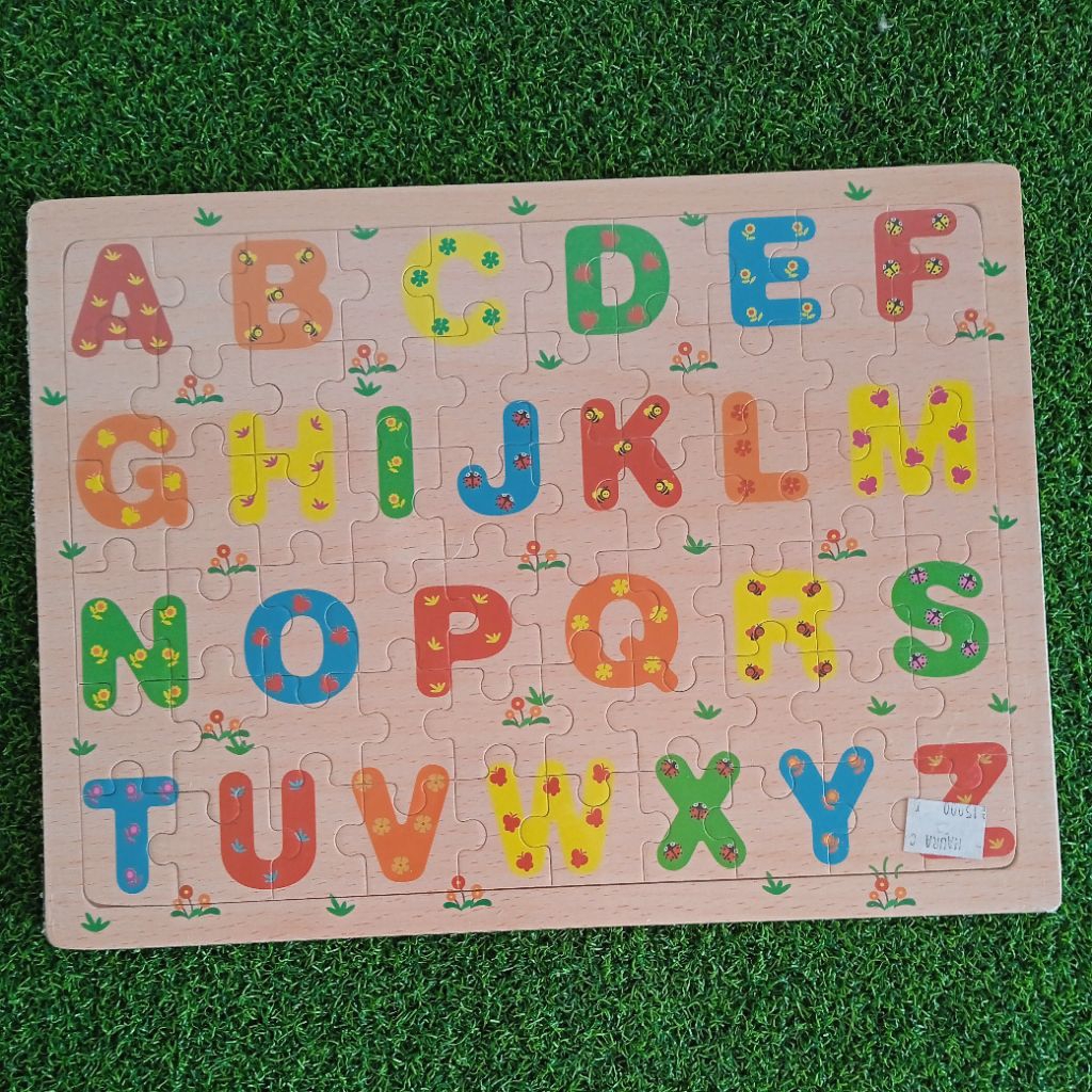 PUZZLE KAYU HURUF ABJAD