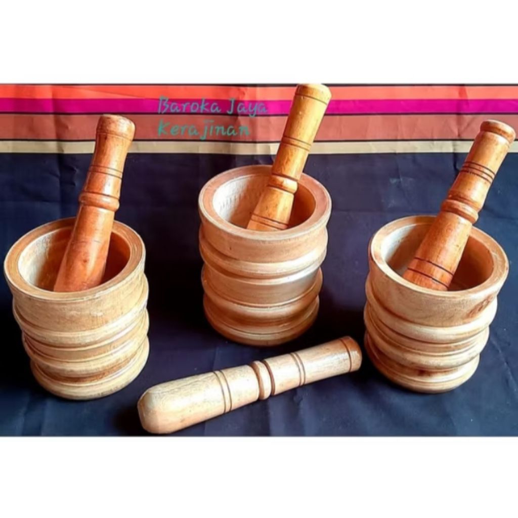 Lumpang Tumbukan Besar + Halu Kayu Pinus