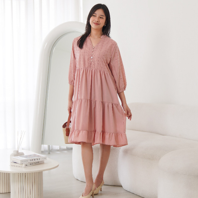 Momelca Rania Embroidery Dress - Dress Casual Wanita