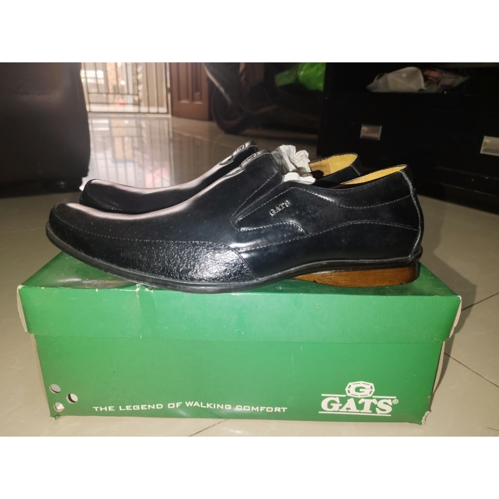 sepatu pantofel merk GATS