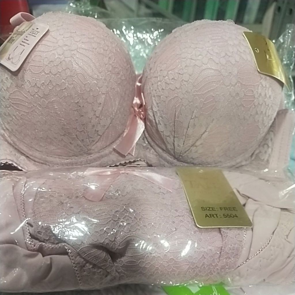 bh setelan TALLY art 5504 kawat brukat renda