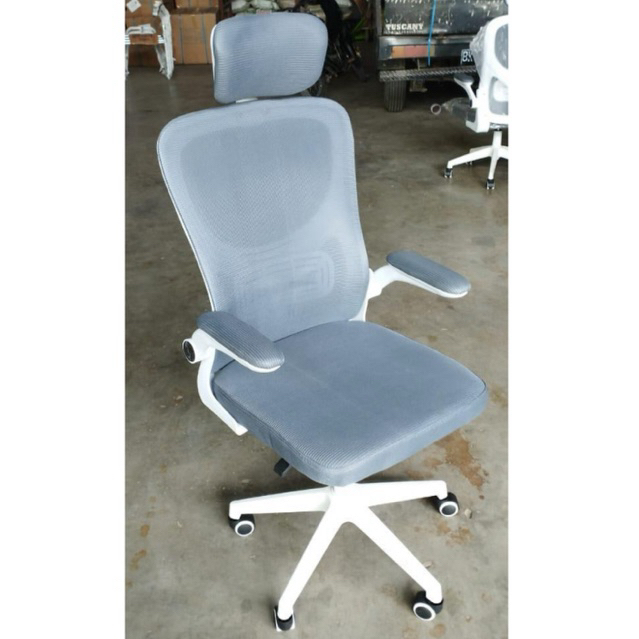 Kursi Kantor Sandaran Kepala / Kursi Putar Kantor Minimalis / Kursi Putar Jaring Kantor / Kursi Gami