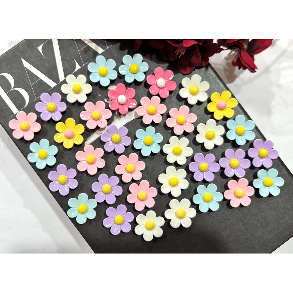 clay/resin flower isi 100 pcs