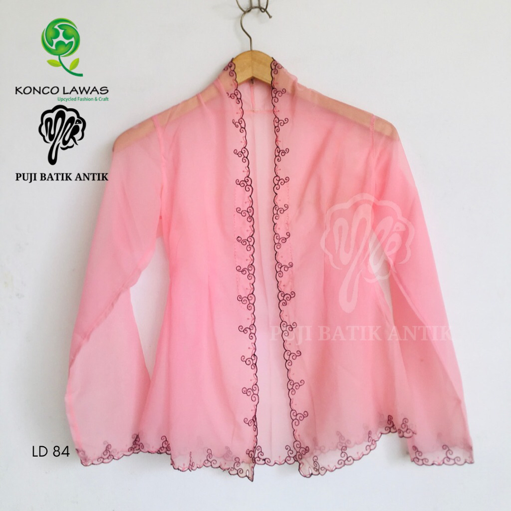 Puji Batik-Kebaya Encim Lawasan/C/Kebaya Encim