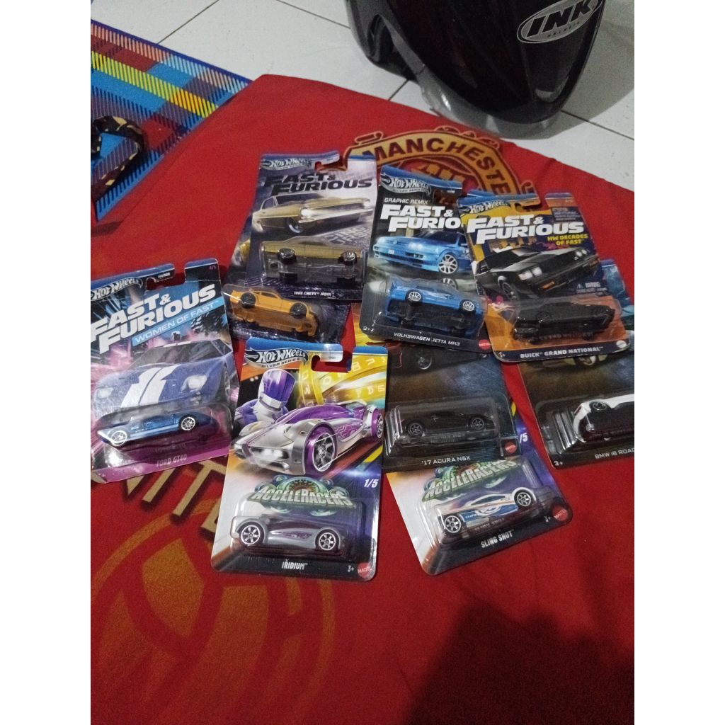 Hot Wheels "Acceleracers"