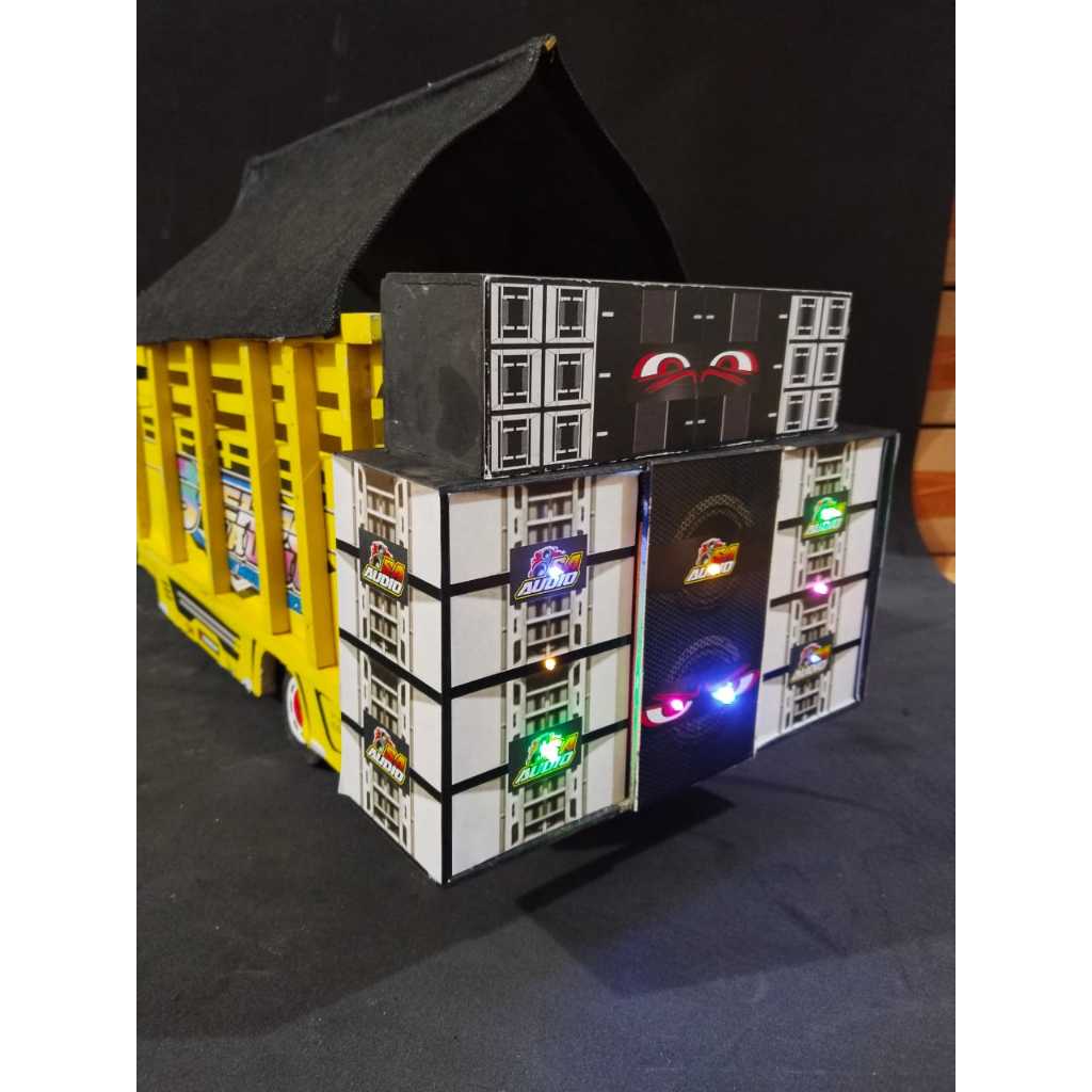 miniatur truk horeg / miniatur truk oleng / miniatur sound horeg ukuran jumbo kayu