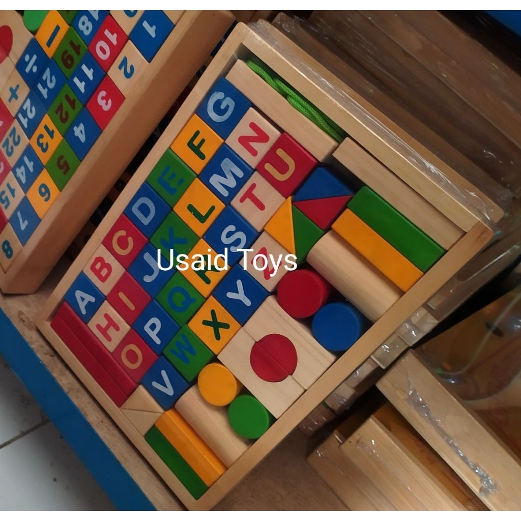 Meronce huruf mainan edukasi anak