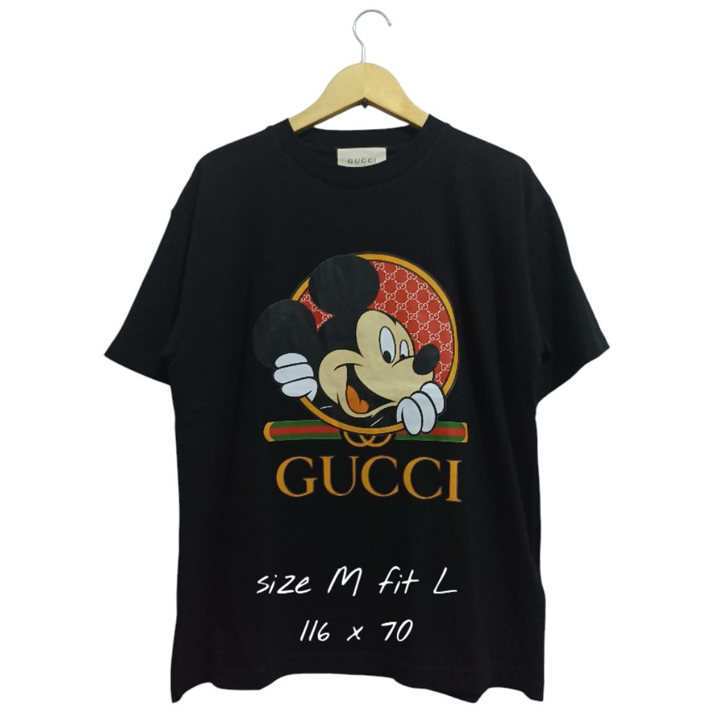 preloved kaos t-shirt gucci x mickey hitam size M fit L