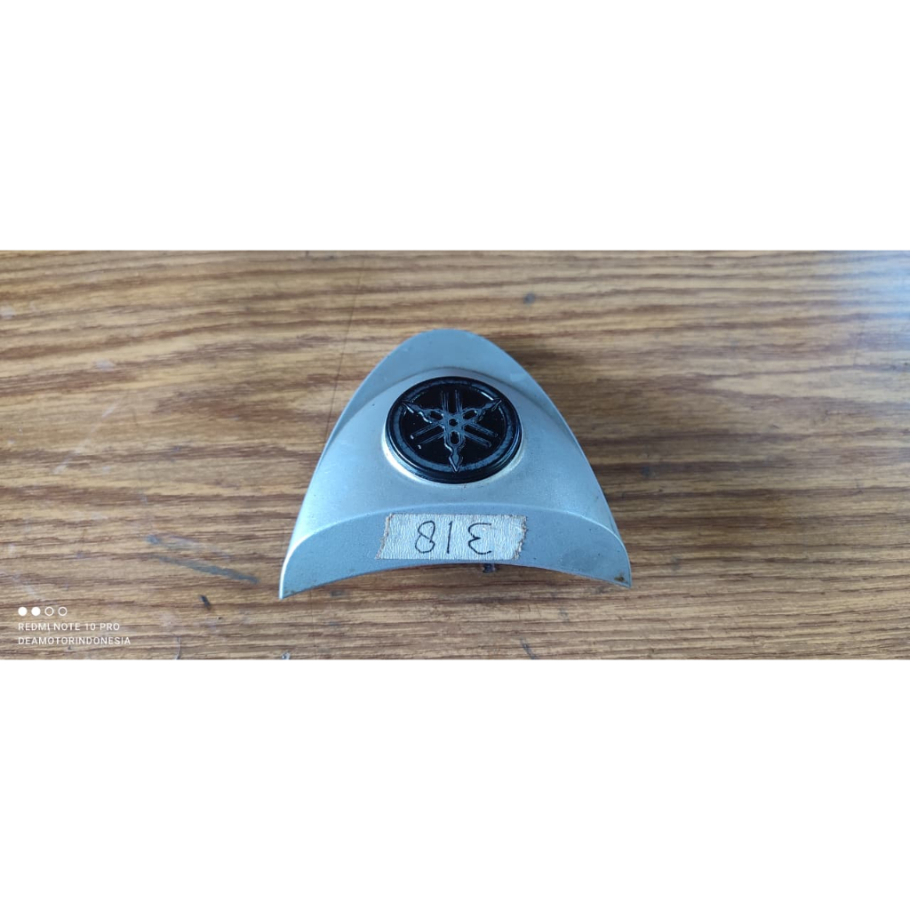 emblem f1zr EMBLEM DASI F1ZR VEGA EMBLEM VEGA LOGO YAMAHA EMBLEM DEPAN YAMAHA VEGA F1ZR//318