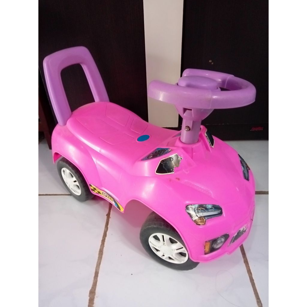 mobil mainan anak bunyi lagu