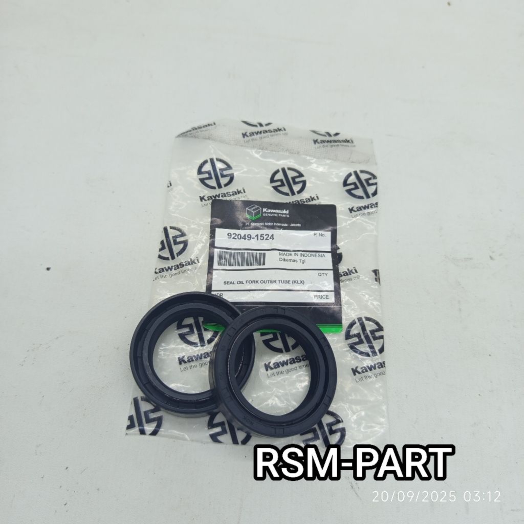 SEAL SHOCK DEPAN KAWASAKI KLX 150 NINJA R-S-SS-R-RR-RR NEW 1SET 2 BUAH ( SEAL SHOCK 1524 )
