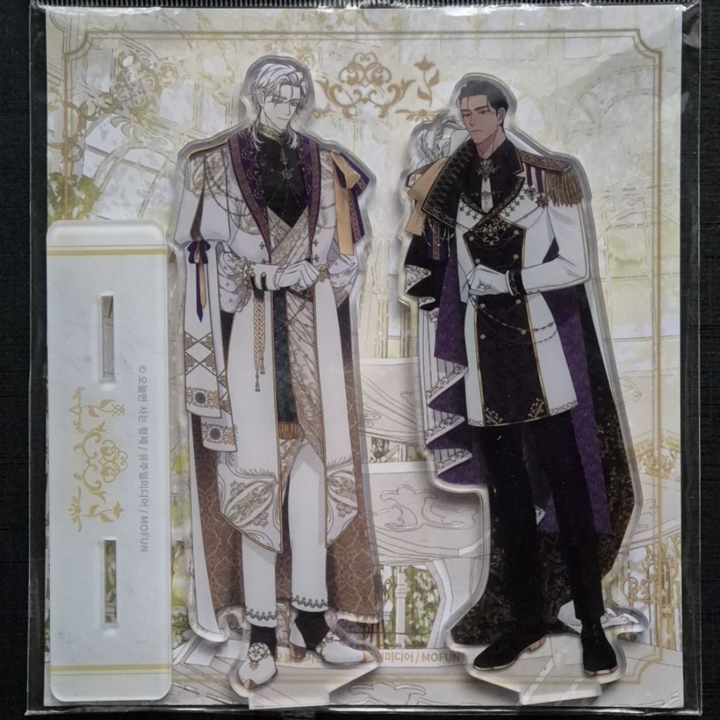 Smyrna & Capri x Mofun - Standee