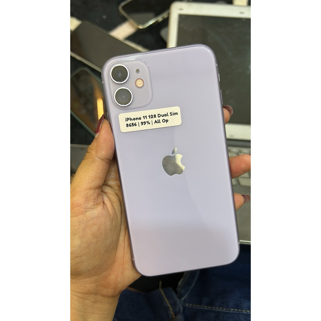 iPhone 11 128 All Operator