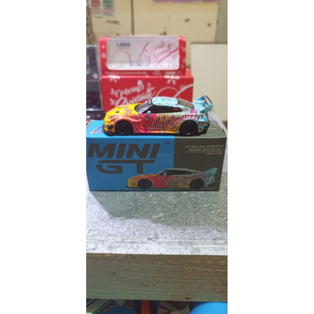 diecast mini scale64 r35