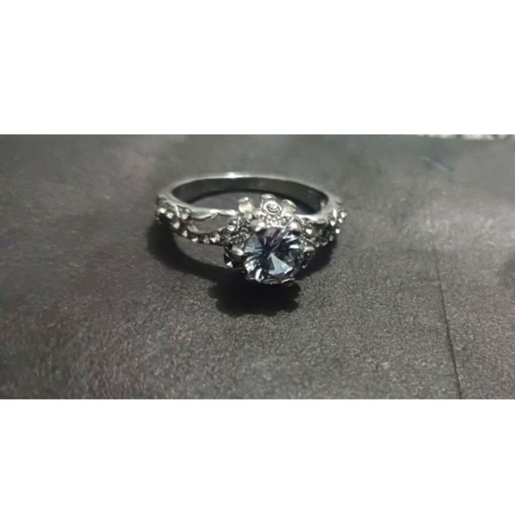 swarovski cincin