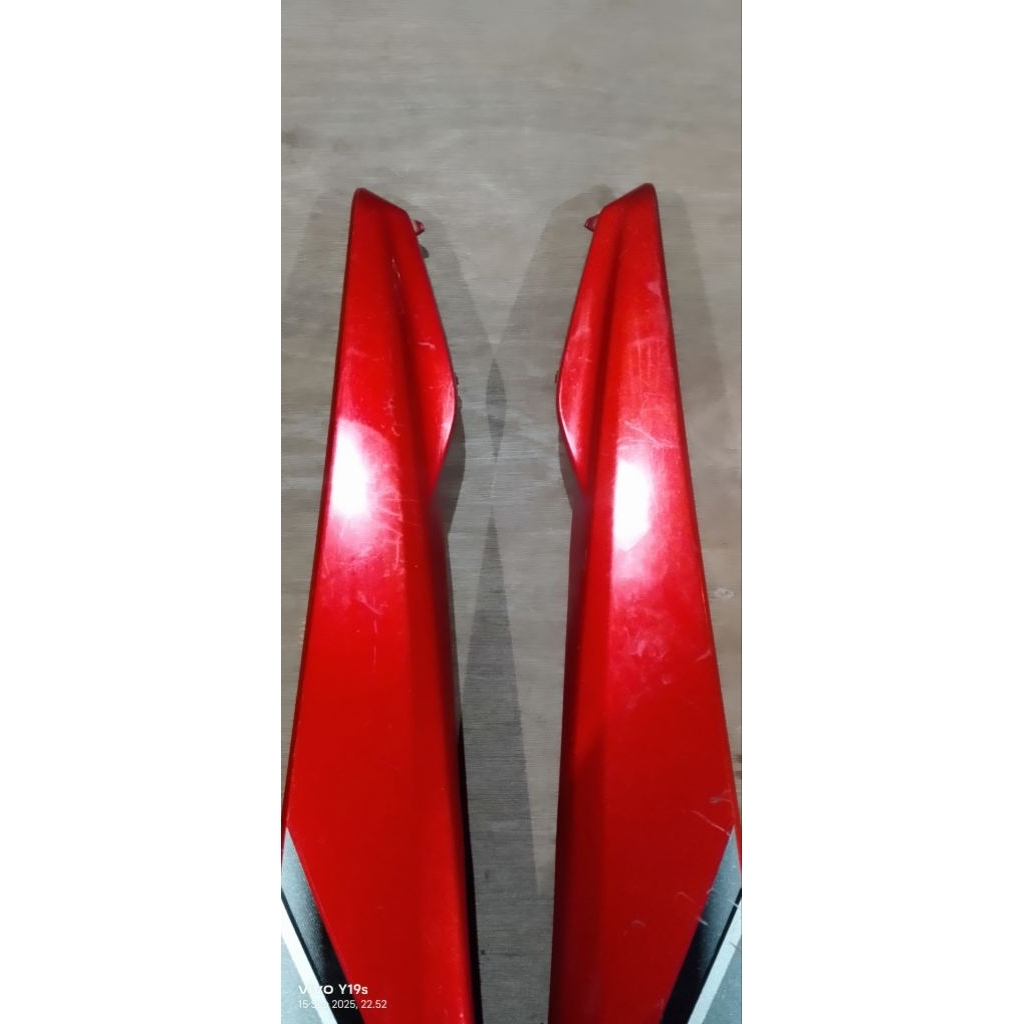 sayap luar revo lancip lama warna merah maron ori copotan motor