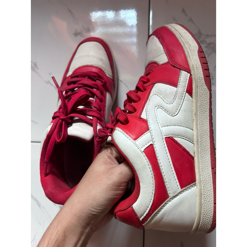 Sepatu preloved rubi