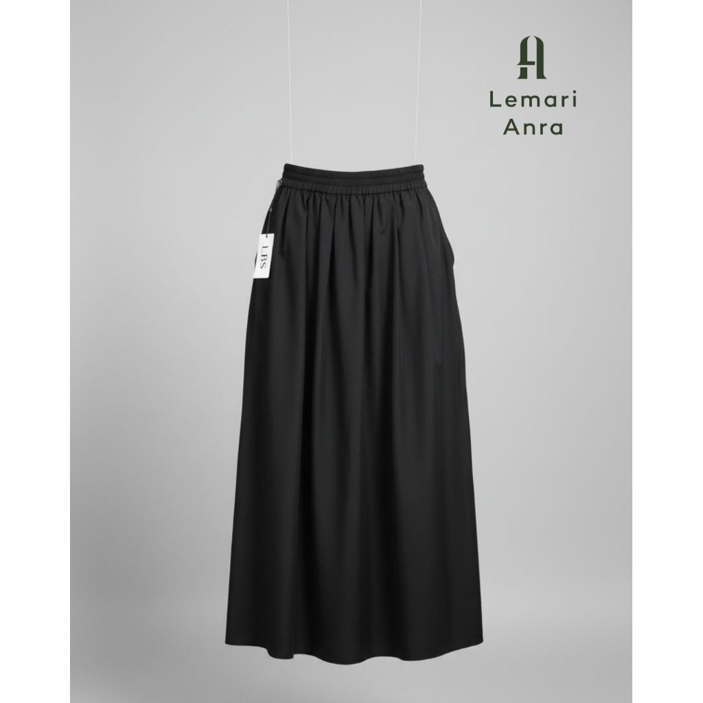 Rok Hitam Hudson Honey - Preloved, Original & Authentic