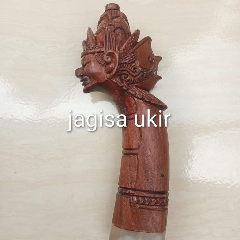 gagang kayu ukir wayang kresna
