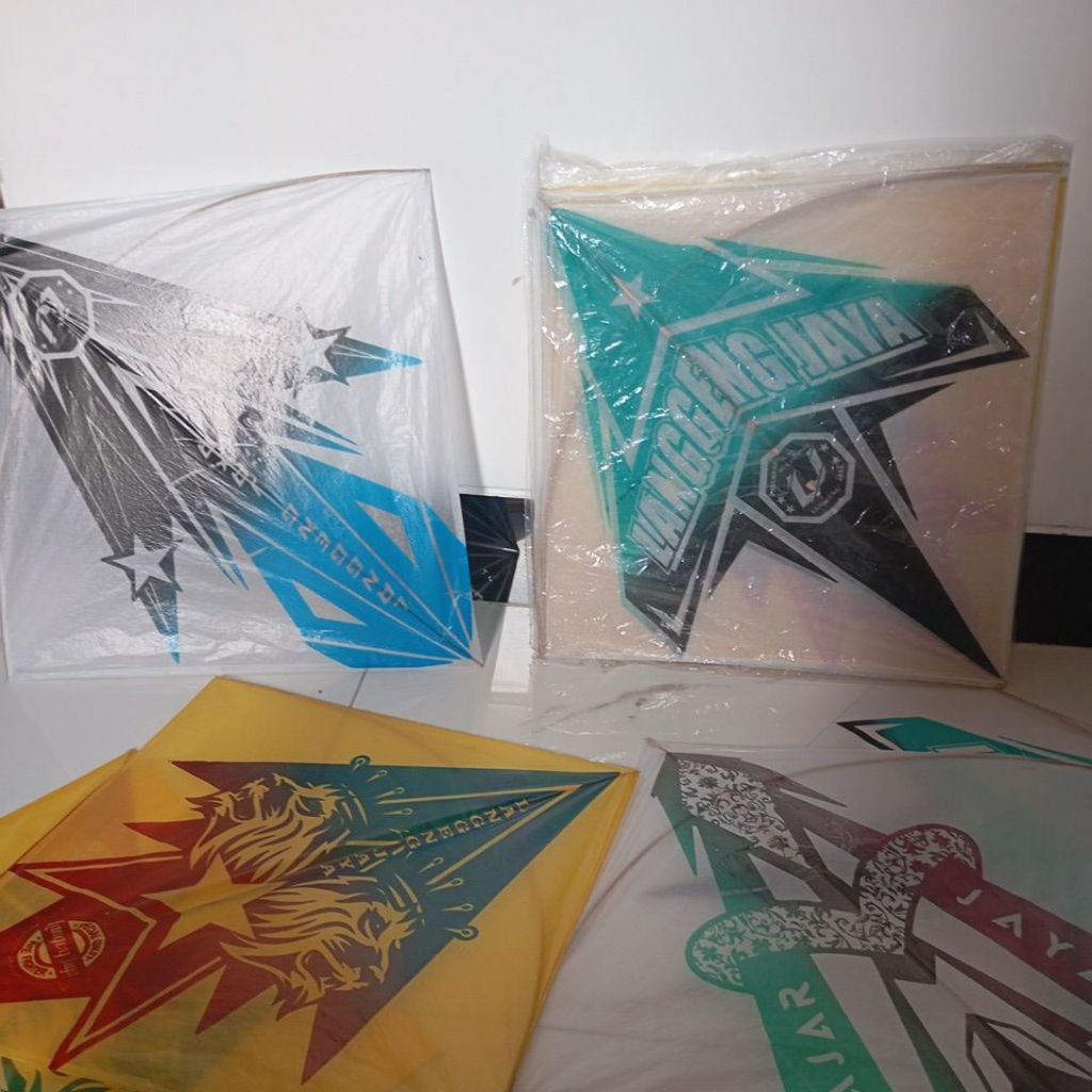 layangan sukhoi aduan STD  per1pack=5pcs