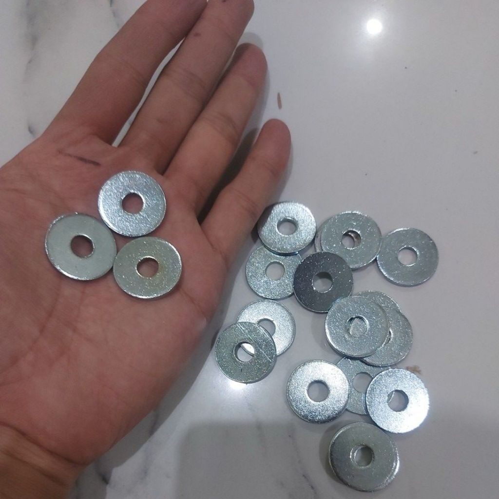 Ring Lebar Baut 10 Ring Plat M6 Lebar dan Tebal  Lebar 24mm Tebal 2.3mm Untuk Setara Baut Kunci 10