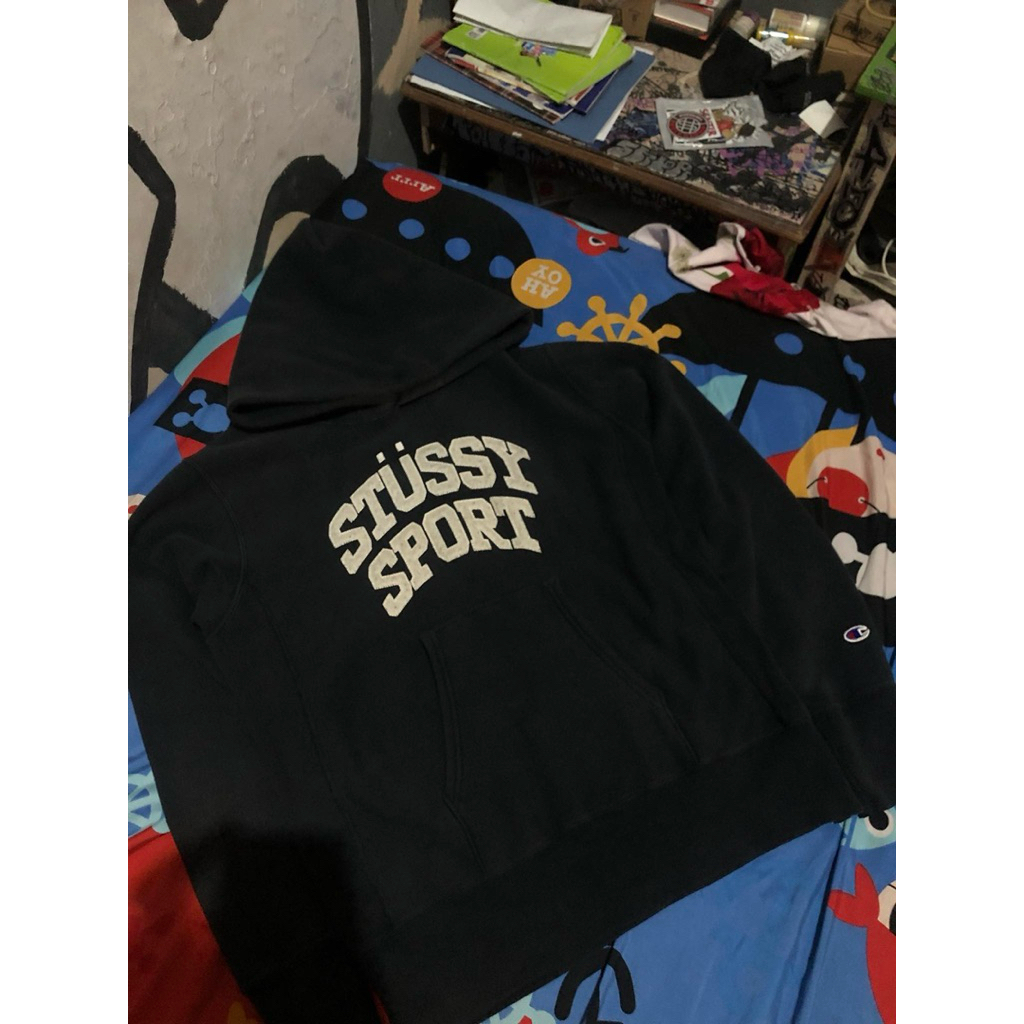 Stussy x Champion