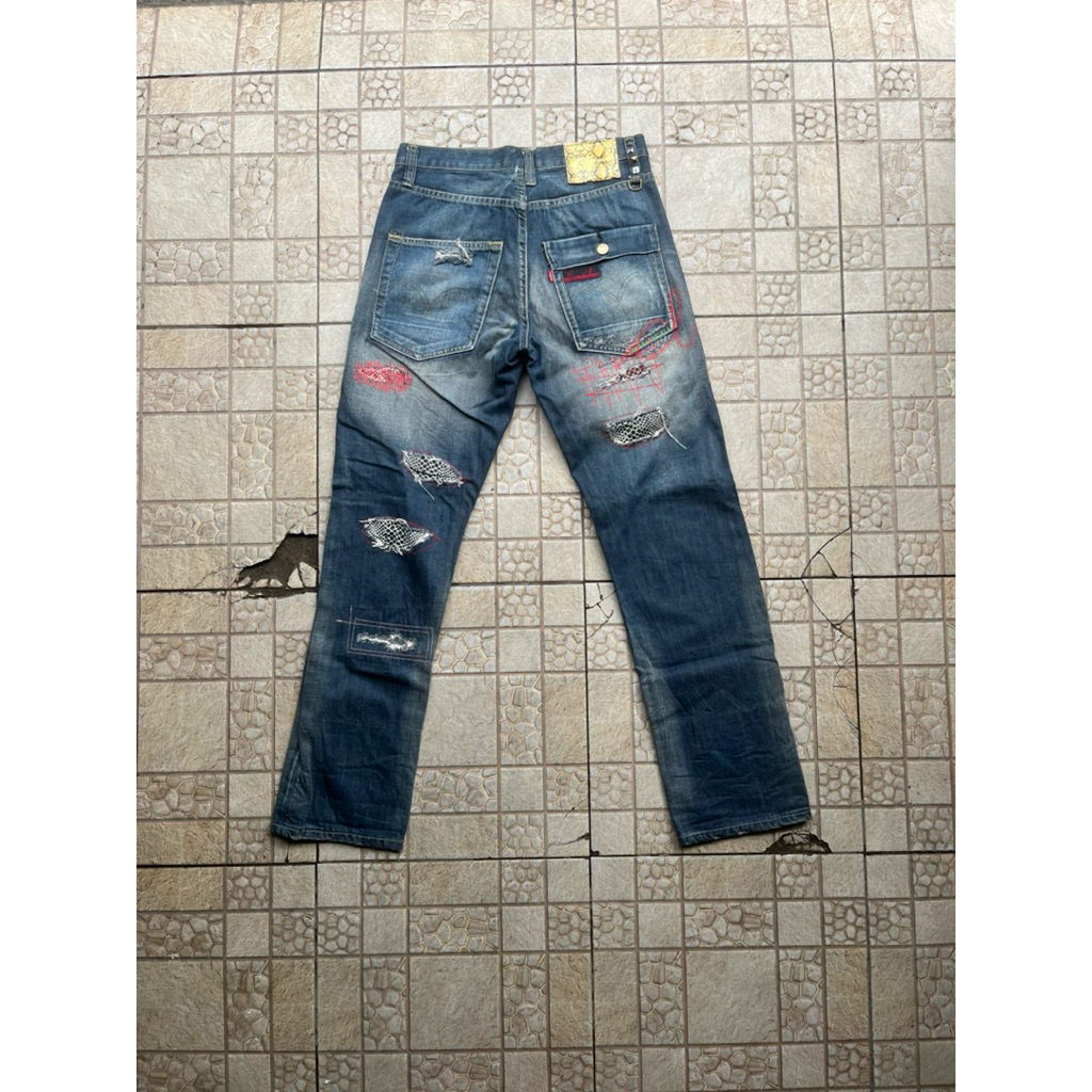 Levis x clot Pyton 505 Heavy Damage