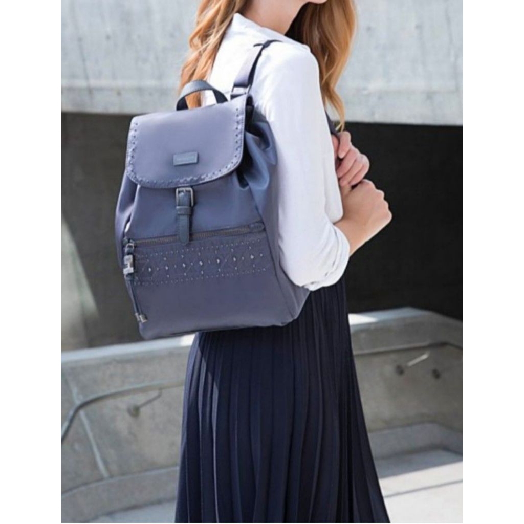 Preloved tas ransel wanita Samsonite, tinggi 36cm , panjang 27cm, lebar 13cm