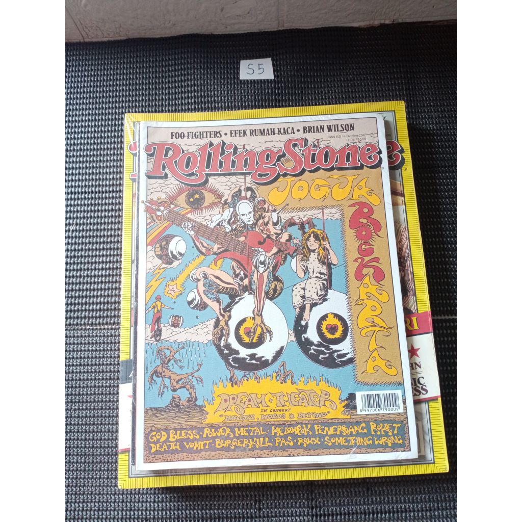 MAJALAH ROLLING STONE
