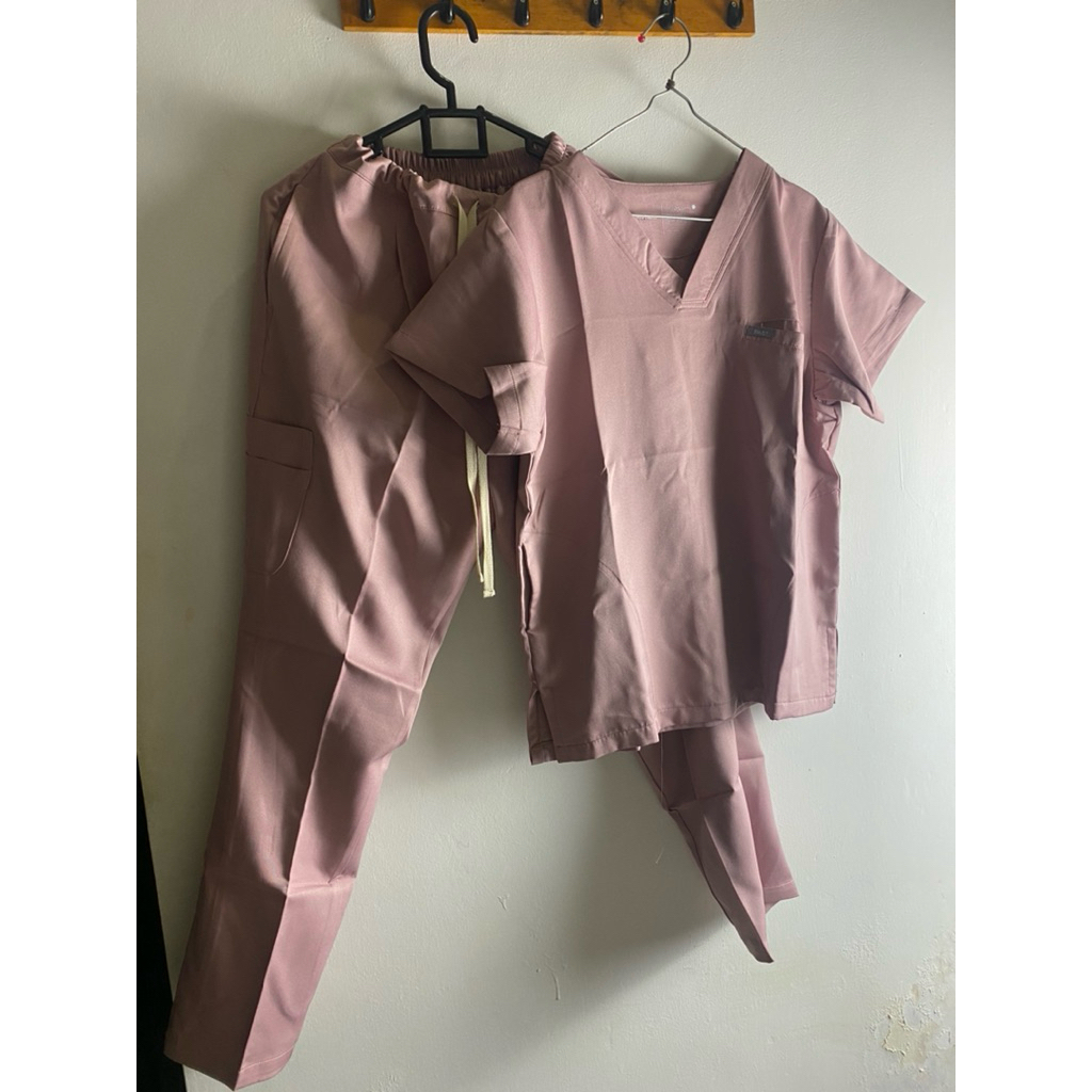 Baju Ok dan Celana Lengan Panjang Seragam perawat oka jaga scrub medis dokter merk TRUSTWEAR PRELOVE