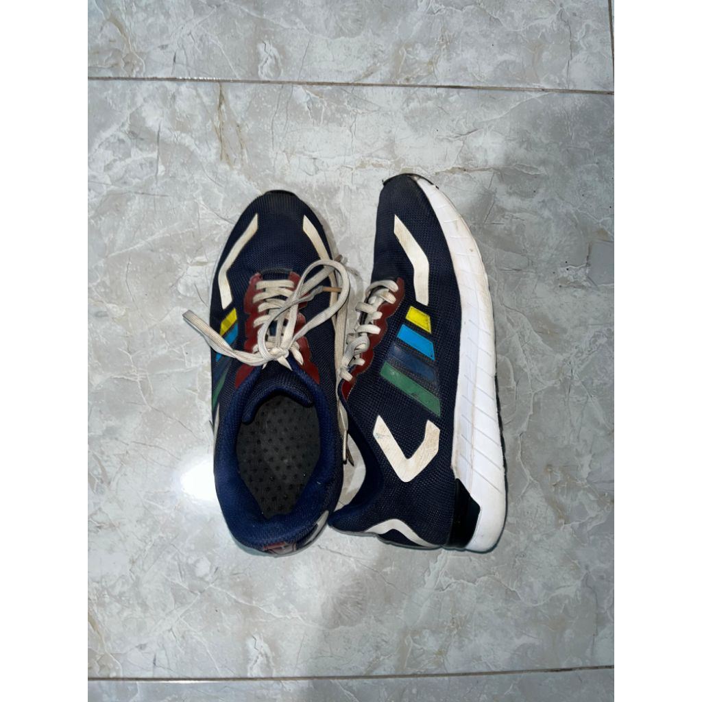 Sepatu Olahraga Jatah Tni ori