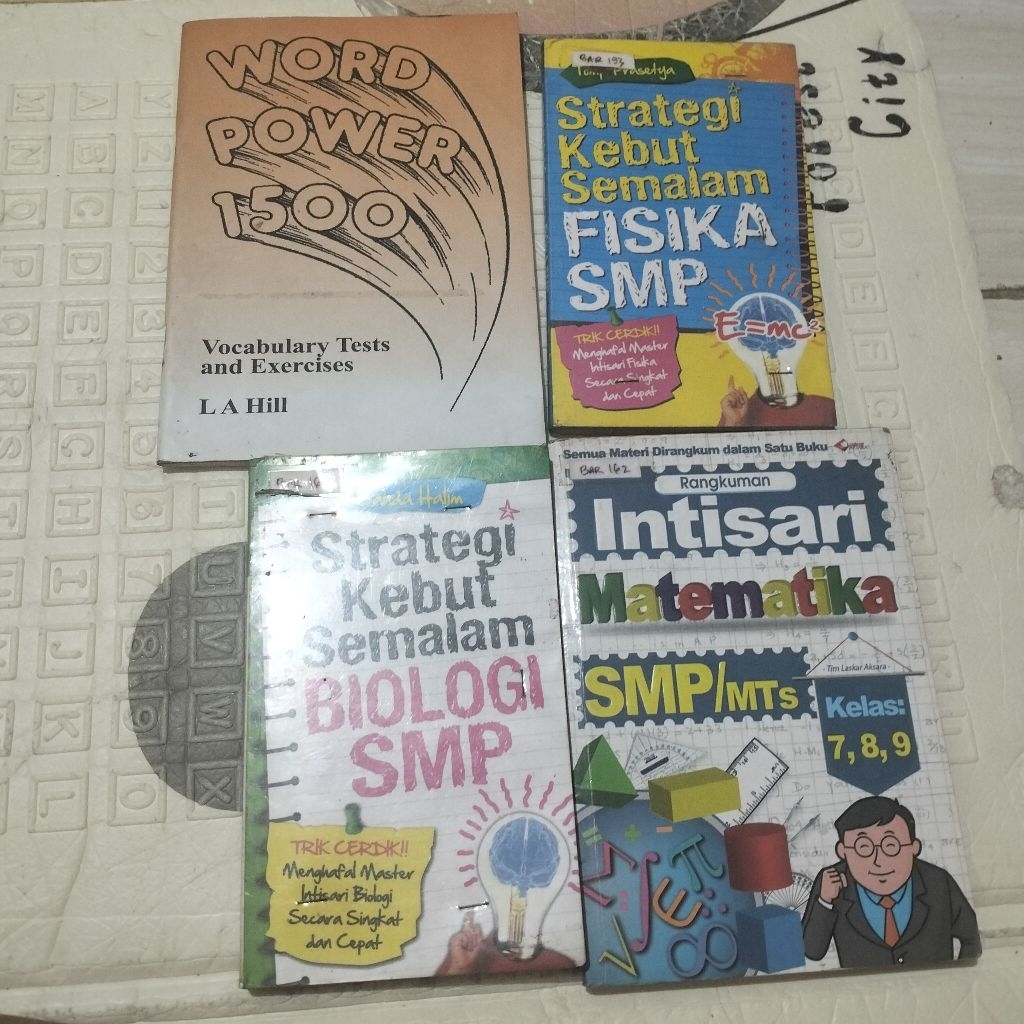 STRATEGI KEBUT SEMALAM BIOLOGI SMP, STRATEGI KEBUT SEMALAM FISIKA SMP, INTISARI MATEMATIKA SMP, WORD