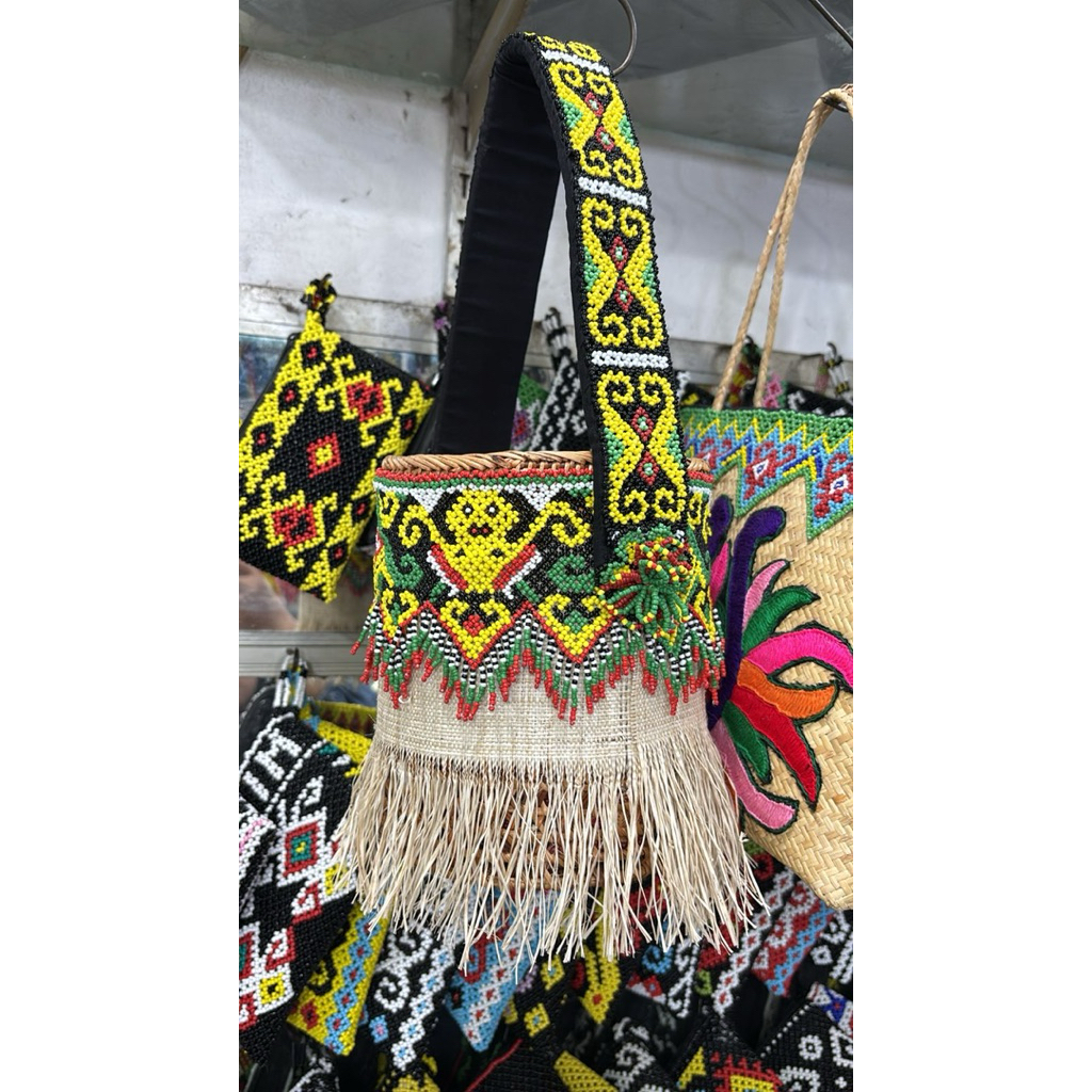 Tas handbag rotan manik ulaf doyo kalimantan | tas manik Kalimantan | tas ulaf doyo | tas ulap doyo 