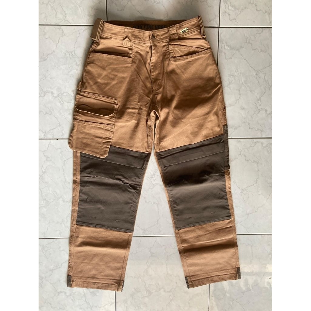 Duluth Flex Fire Hose Cargo PantsMens Fit 32x32 Brown CanvasCarpenter Relaxed